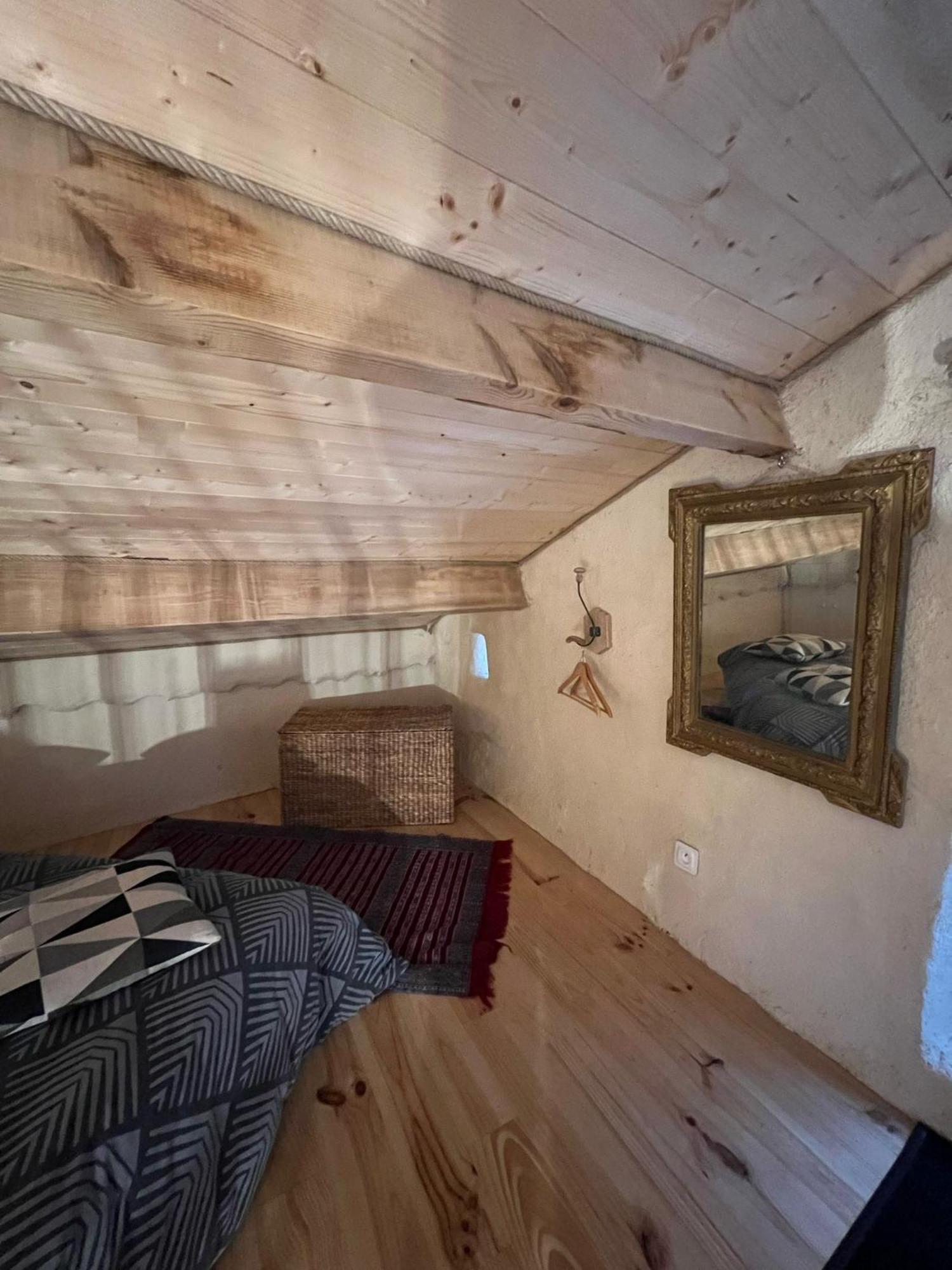 La Chambre Du Cantou Lautrec Luaran gambar